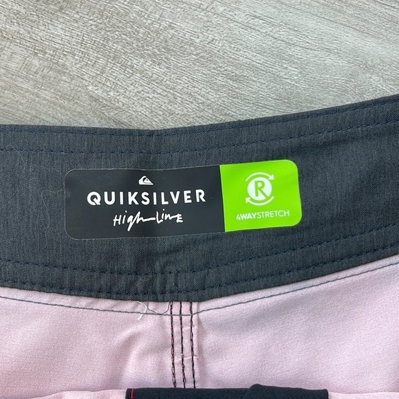 OUIKSILVER HIGHLINE 20 BOARDSHORTS - Picture 9 of 12